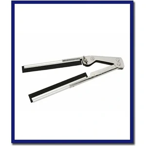 Tricket with squeegees